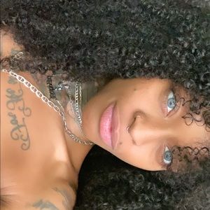 Meet your Posher, Daisy